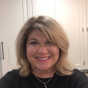 Meet your Posher, Jeannette